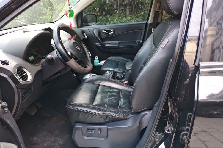 Used Renault Koleos 2010 2.5L 4x4 Comfort Edition Left Front Seat