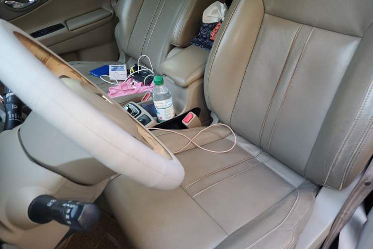 Used Renault Koleos 2010 2.5L 4x4 Comfort Edition Left Front Seat