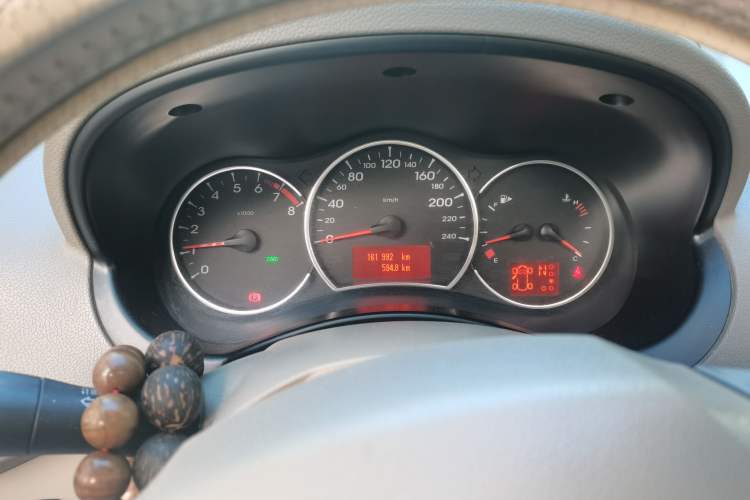 Used Renault Koleos 2010 2.5L 4x4 Comfort Edition Odometer Close Up