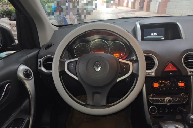 Used Renault Koleos 2010 2.5L 4x4 Comfort Edition Steering Wheel