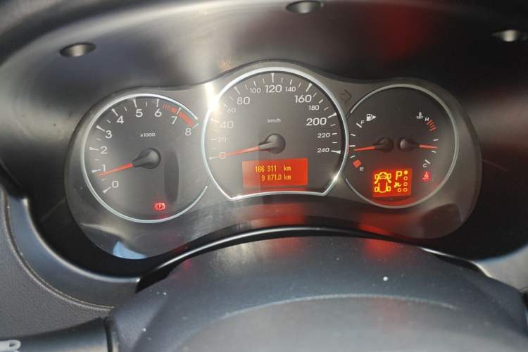 Used Renault Koleos 2010 2.5L Two-Wheel Drive Comfort Version Instrument Cluster