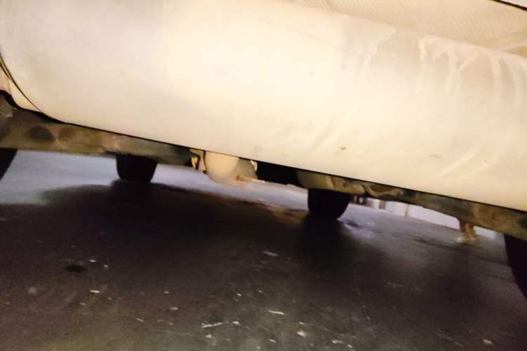 Used Renault Koleos 2010 2.5L Two-Wheel Drive Comfort Version Chassis Rear