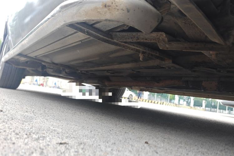 Used Renault Koleos 2010 2.5L 4x4 Luxury Version Chassis Front Right