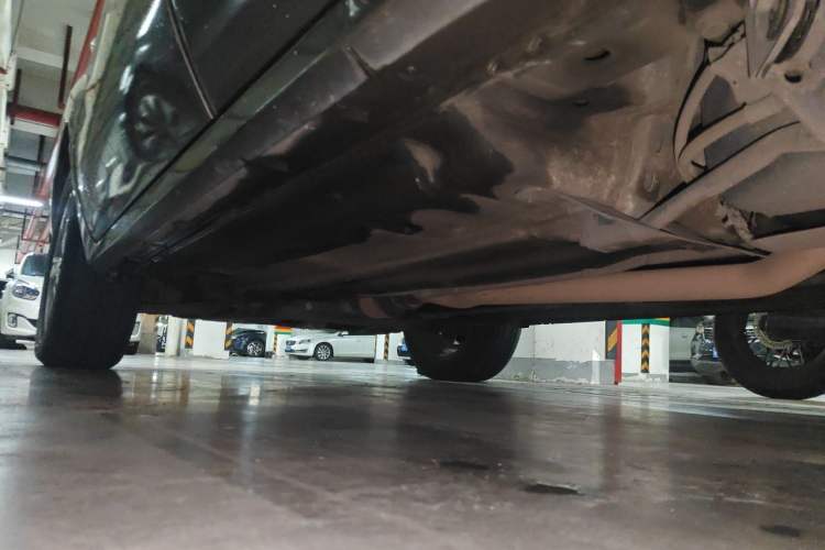 Used Renault Koleos 2010 2.5L 4x4 Comfort Edition Chassis Rear Left