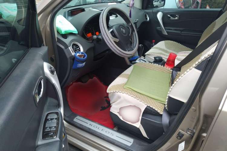 Used Renault Koleos 2010 2.5L 4x4 Comfort Edition Driver Seat