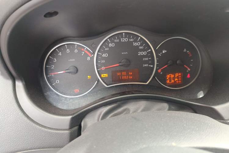 Used Renault Koleos 2010 2.5L Four-Wheel Drive Bose Limited Edition Instrument Cluster