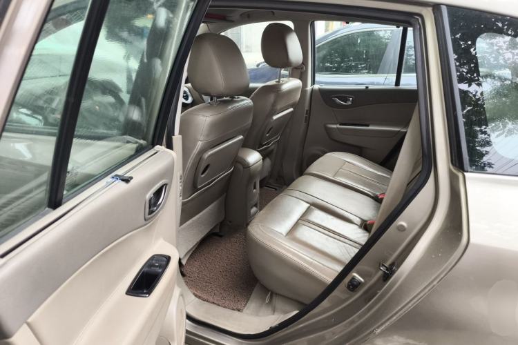 Used Renault Koleos 2010 2.5L 4x4 Luxury Version Left Rear Seat