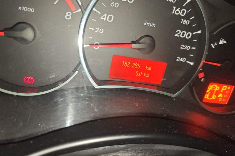 Used Renault Koleos 2010 2.5L Two-Wheel Drive Fashion Edition Odometer Close Up