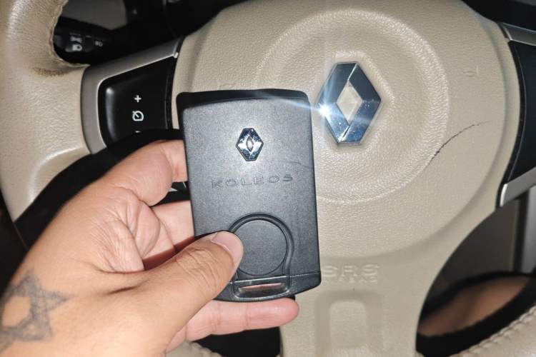 Used Renault Koleos 2010 2.5L 4x4 Comfort Edition Vehicle Key