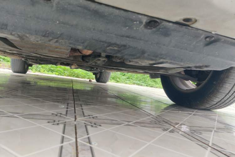 Used Renault Koleos 2010 2.5L 4x4 Comfort Edition Chassis Front