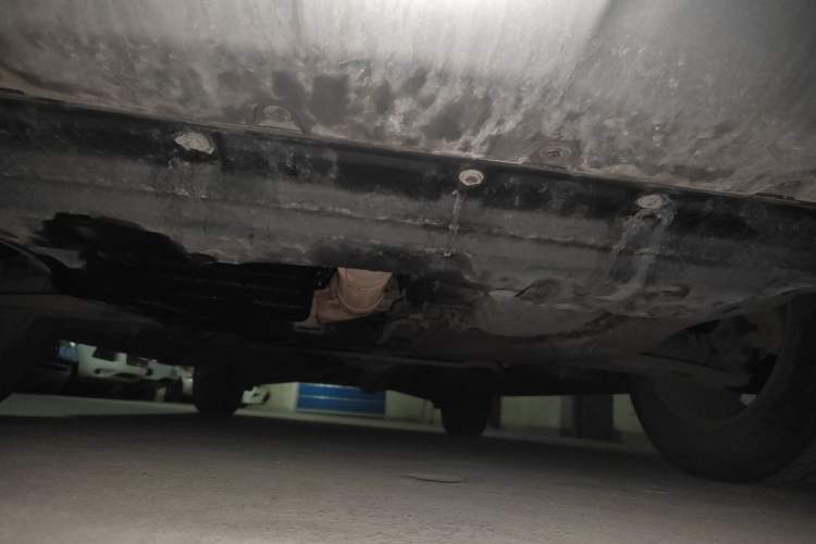 Used Renault Koleos 2010 2.5L 4x4 Comfort Edition Chassis Front