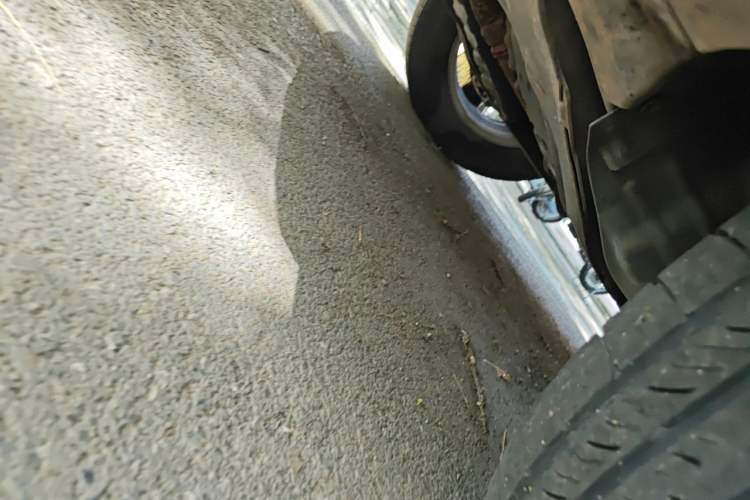 Used Renault Koleos 2010 2.5L 4x4 Comfort Edition Chassis Front Left