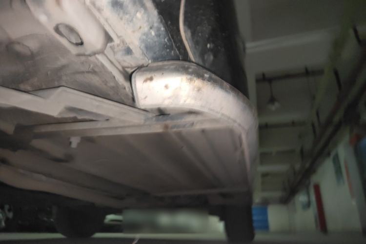 Used Renault Koleos 2010 2.5L 4x4 Comfort Edition Chassis Front Left