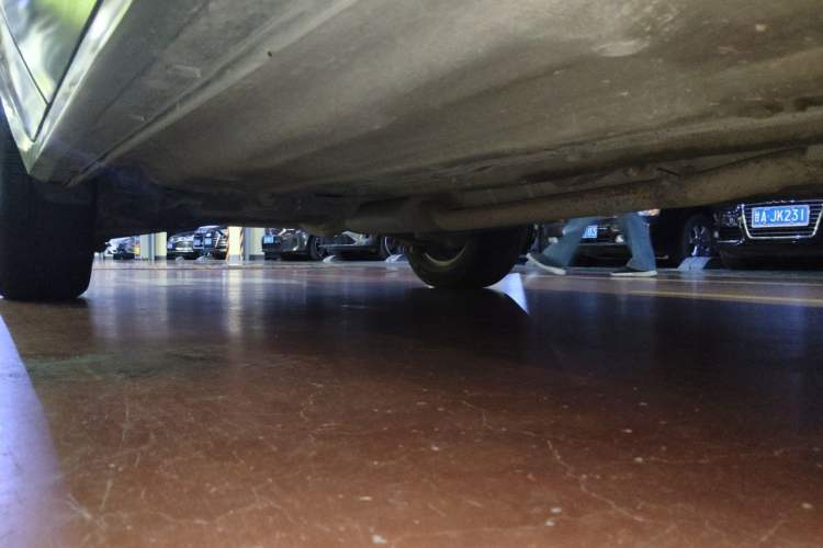 Used Renault Koleos 2010 2.5L 4x4 Luxury Version Chassis Front Right
