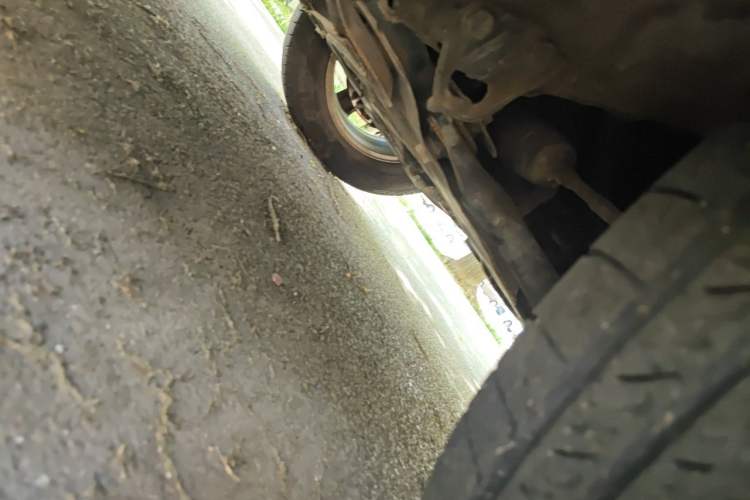 Used Renault Koleos 2010 2.5L 4x4 Comfort Edition Chassis Front Right