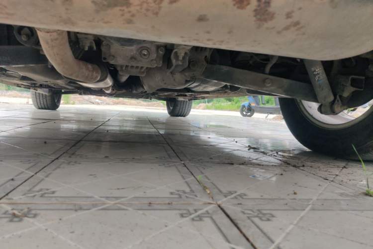 Used Renault Koleos 2010 2.5L 4x4 Comfort Edition Chassis Rear