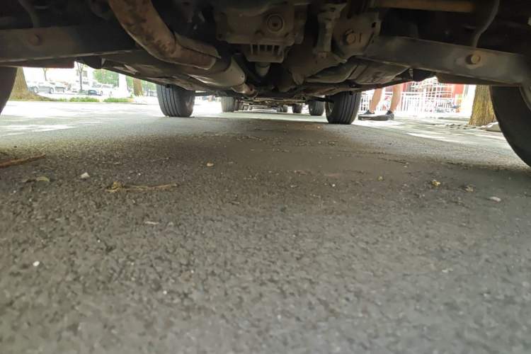 Used Renault Koleos 2010 2.5L 4x4 Comfort Edition Chassis Rear