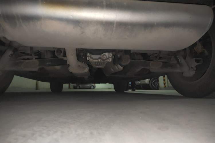 Used Renault Koleos 2010 2.5L 4x4 Comfort Edition Chassis Rear