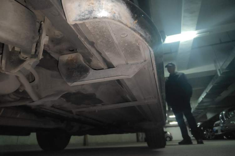Used Renault Koleos 2010 2.5L 4x4 Comfort Edition Chassis Rear Right