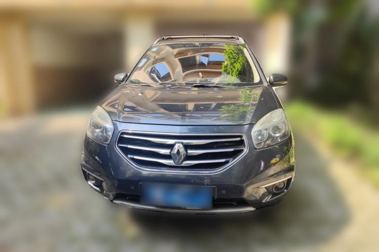 Used Renault Koleos 2010 2.5L Two-Wheel Drive Comfort Version Front