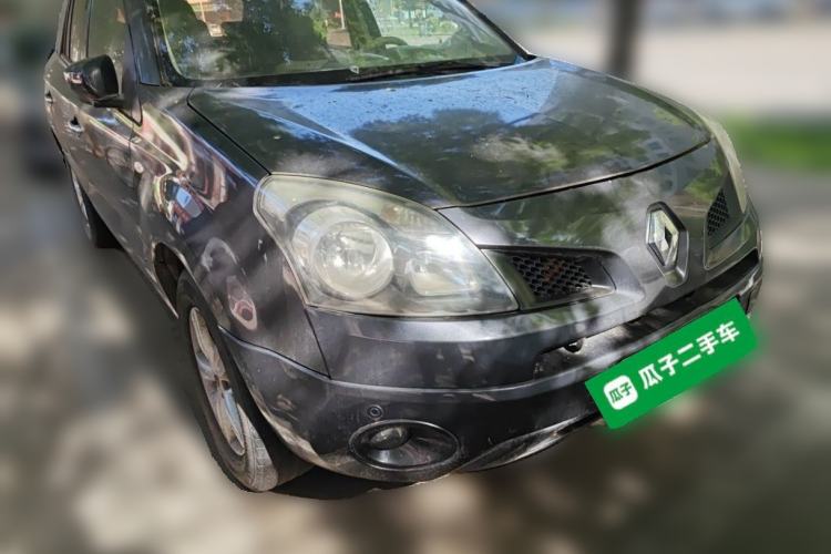 Used Renault Koleos 2010 2.5L 4x4 Comfort Edition Front Right 45 Deg