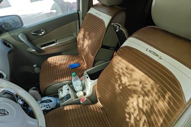 Used Renault Koleos 2010 2.5L 4x4 Comfort Edition Left Front Seat
