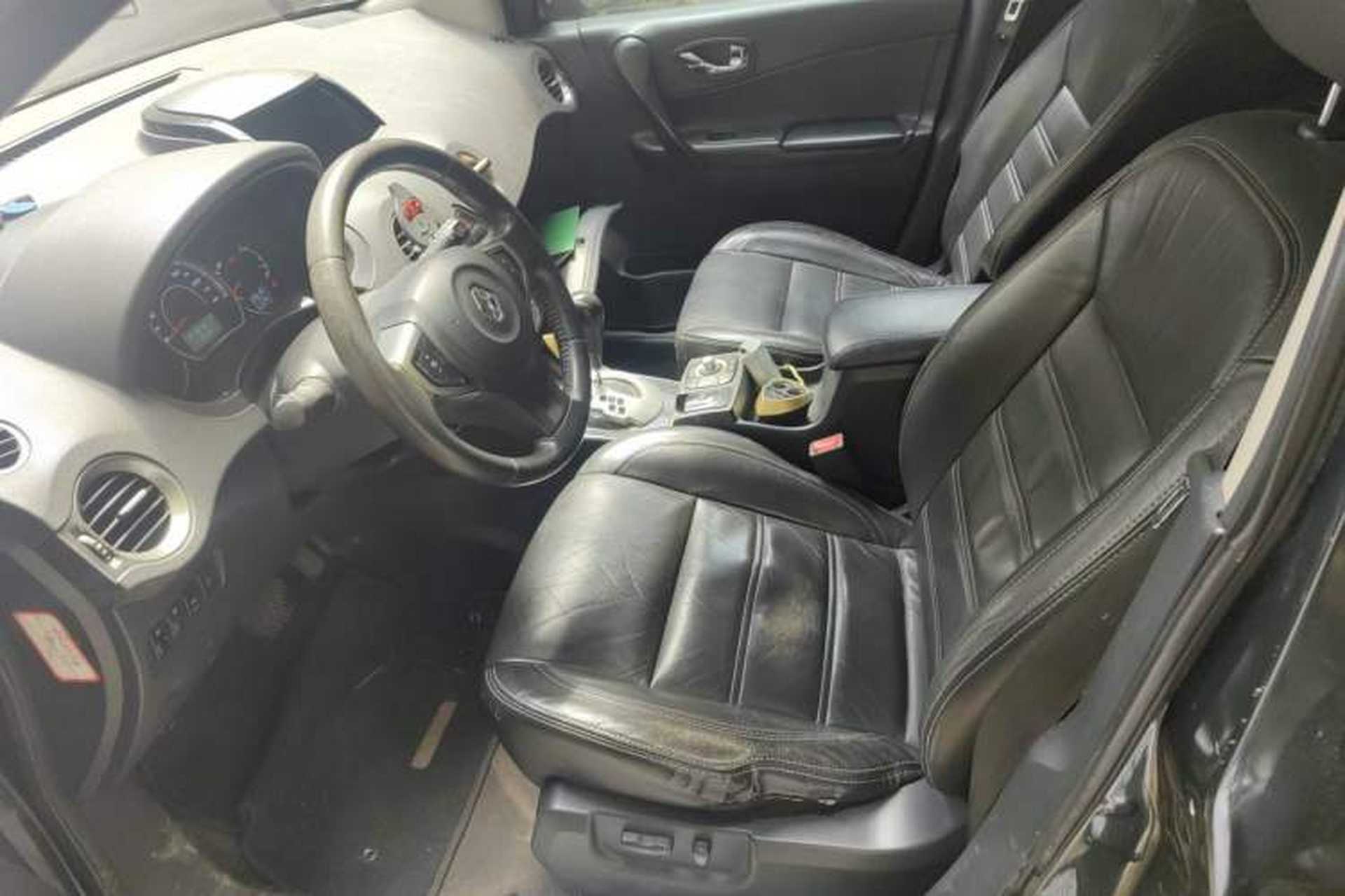 Used Renault Koleos 2010 2.5L Two-Wheel Drive Comfort Version Left Front Seat