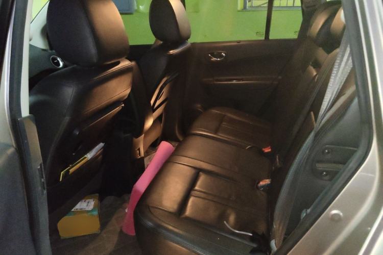 Used Renault Koleos 2010 2.5L 4x4 Luxury Version Left Rear Seat