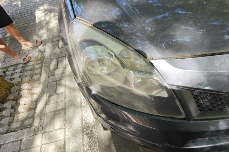 Used Renault Koleos 2010 2.5L 4x4 Comfort Edition Right Front Headlight