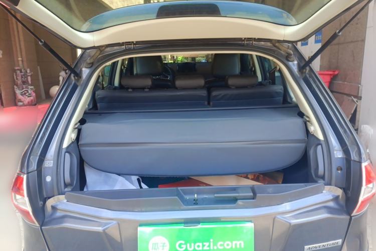 Used Renault Koleos 2010 2.5L Two-Wheel Drive Comfort Version Trunk