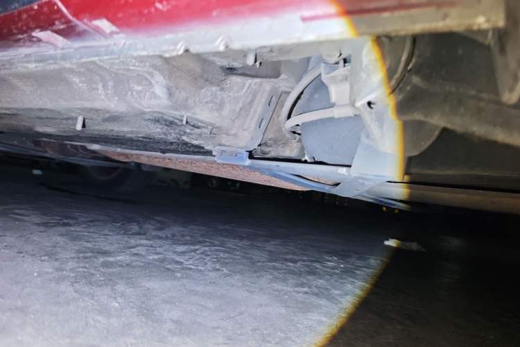 Used Renault Koleos 2010 2.5L 4x4 Comfort Edition Chassis Rear Left