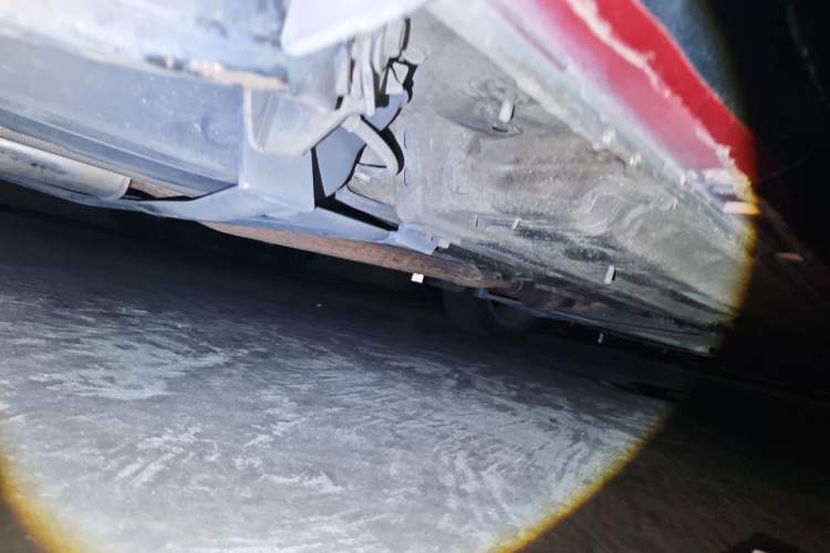 Used Renault Koleos 2010 2.5L 4x4 Comfort Edition Chassis Rear Right