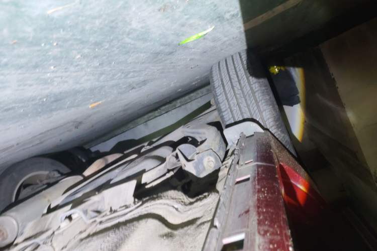 Used Renault Koleos 2010 2.5L Two-Wheel Drive Comfort Version Chassis Rear Right