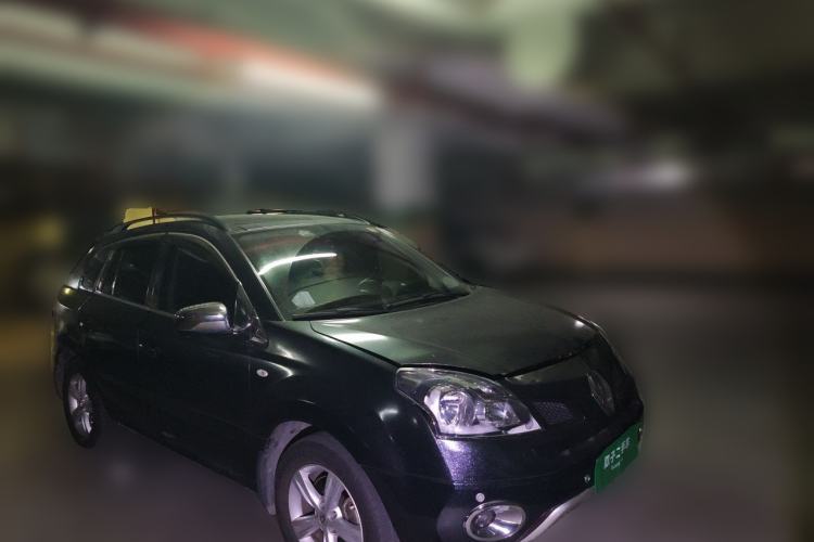 Used Renault Koleos 2010 2.5L 4x4 Comfort Edition Front Right 45 Deg