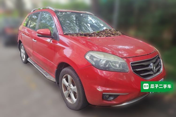Used Renault Koleos 2010 2.5L Two-Wheel Drive Comfort Version Front Right 45 Deg