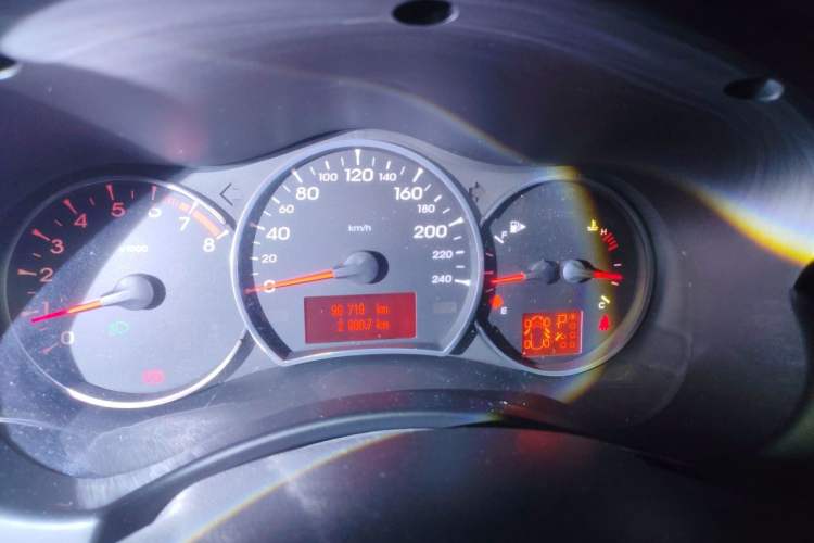 Used Renault Koleos 2010 2.5L Two-Wheel Drive Comfort Version Instrument Cluster