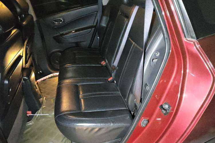 Used Renault Koleos 2010 2.5L 4x4 Luxury Version Left Rear Seat