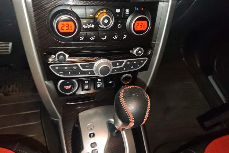 Used Renault Koleos 2010 2.5L 4x4 Comfort Edition Vehicle Key