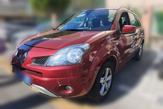 Used Renault Koleos 2010 2.5L Two-Wheel-Drive Luxury Version