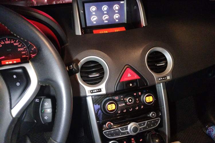 Used Renault Koleos 2010 2.5L 4x4 Luxury Version Audio And AC Panel