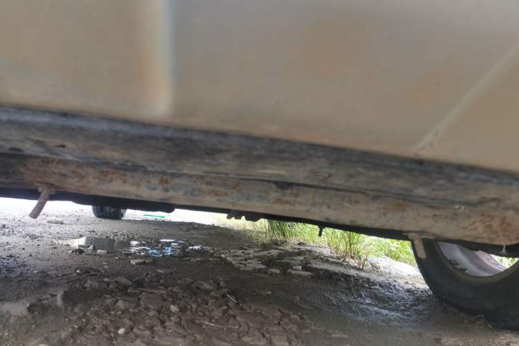 Used Renault Koleos 2010 2.5L 4x4 Comfort Edition Chassis Front