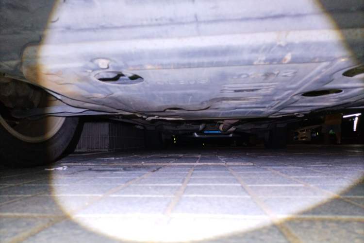 Used Renault Koleos 2010 2.5L 4x4 Comfort Edition Chassis Rear