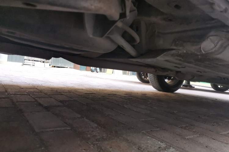 Used Renault Koleos 2010 2.5L 4x4 Comfort Edition Chassis Rear Right