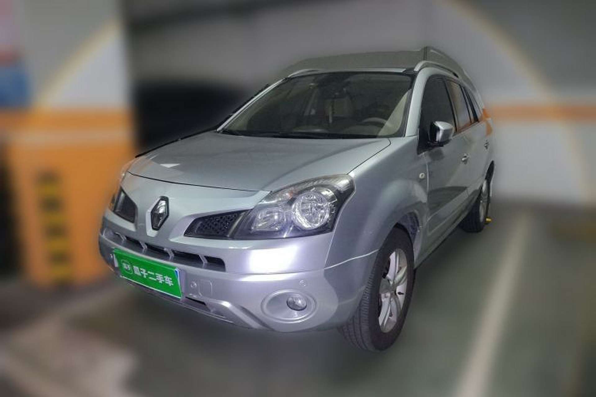Used Renault Koleos 2010 2.5L 4x4 Comfort Edition Front Left 45 Deg