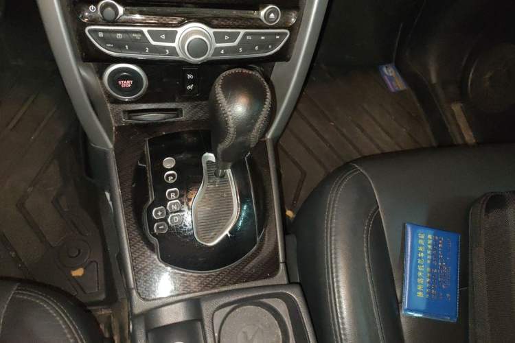 Used Renault Koleos 2010 2.5L Two-Wheel Drive Comfort Version Gear Lever