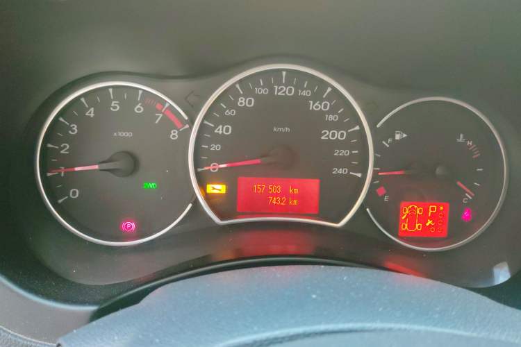 Used Renault Koleos 2010 2.5L 4x4 Comfort Edition Instrument Cluster