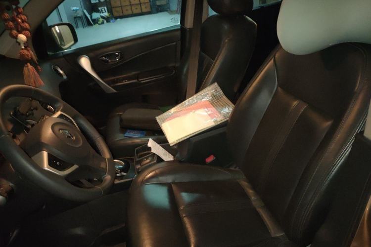 Used Renault Koleos 2010 2.5L Two-Wheel Drive Comfort Version Left Front Seat