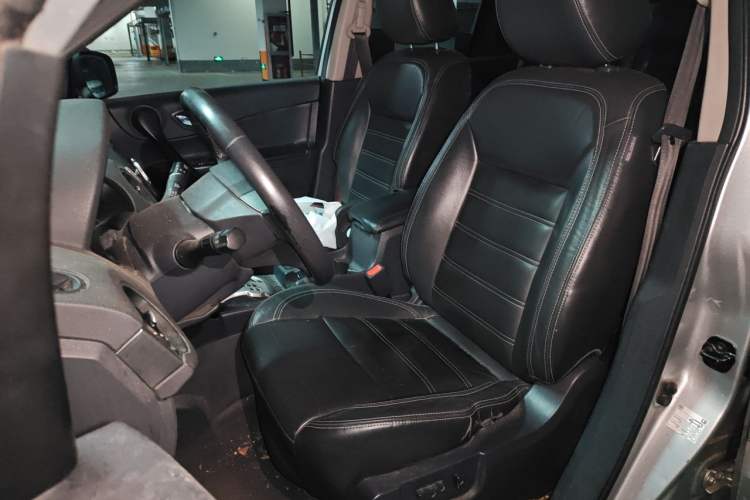Used Renault Koleos 2010 2.5L 4x4 Comfort Edition Left Front Seat