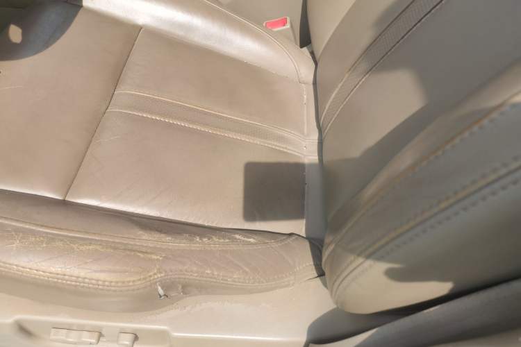 Used Renault Koleos 2010 2.5L 4x4 Comfort Edition Left Front Seat