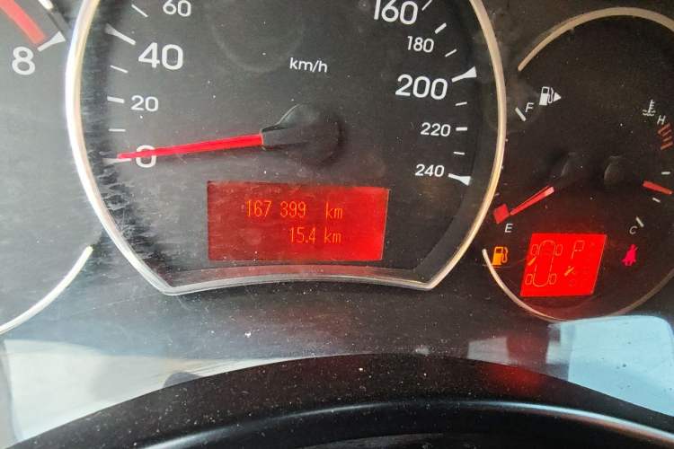 Used Renault Koleos 2010 2.5L Two-Wheel Drive Fashion Edition Odometer Close Up
